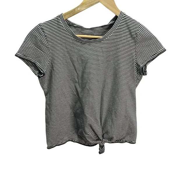 Madewell Black & White Knot-Front Tee in Stripe Size Small Woman's - Picture 2 of 5